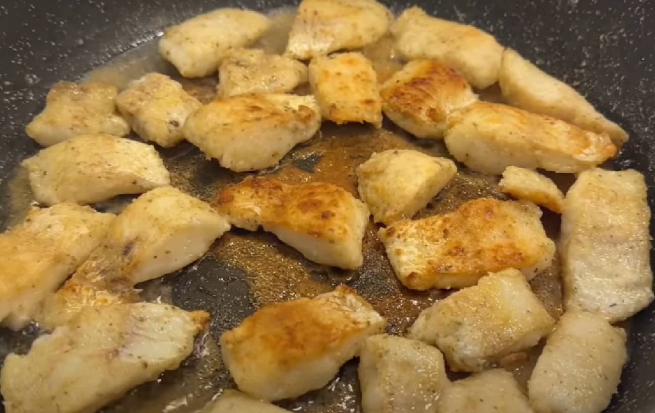 Хек з овочами в сметані: рецепт страви, яка вразить родичів